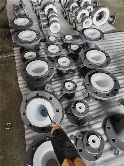 PTFE voodriga reduktorid